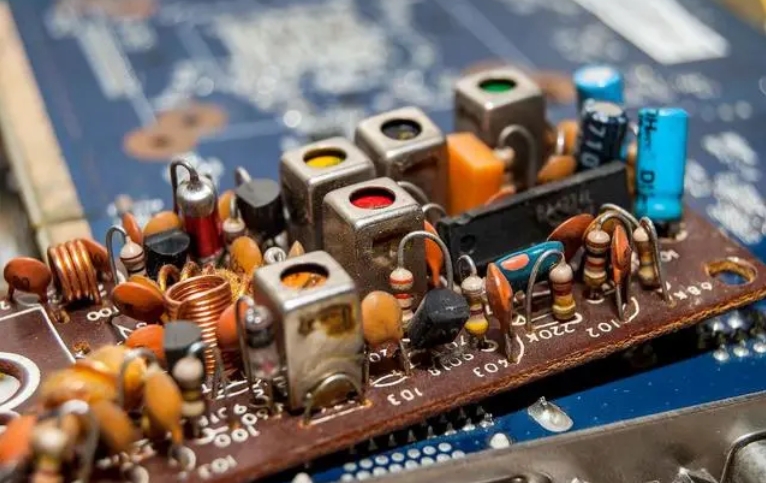 What is a quasi resonant switching power supply?