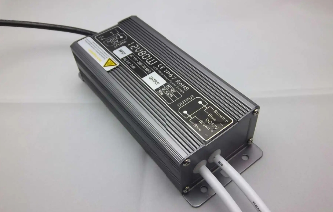 The advantages of waterproof power supply application in LED street lights